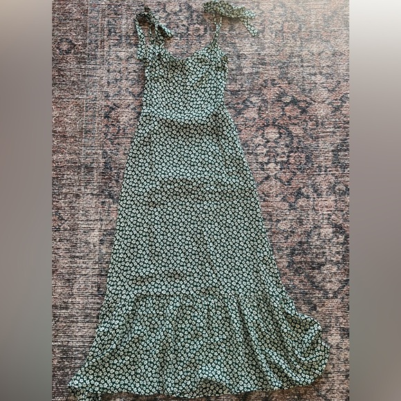 LIKE NEW! Reformation Nikita Dress - Picture 1 of 2